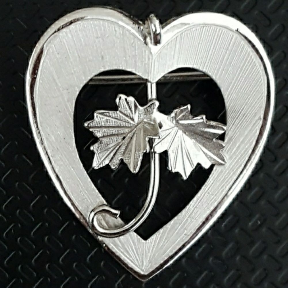 Vintage Bond Boyd Sterling Silver Maple Leaf Heart